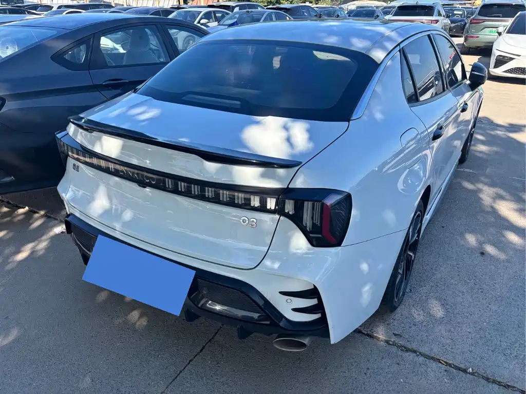 Lynk & Co 03 — миниатюра 7