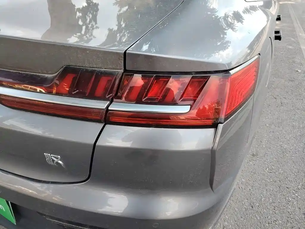 BYD Han — миниатюра 8