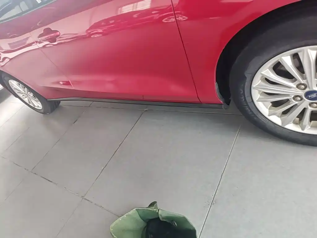 Ford Focus — миниатюра 21