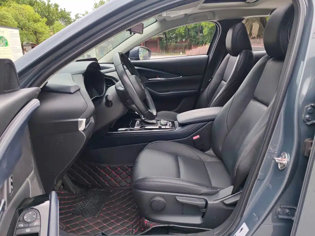 Mazda CX-30 — миниатюра 10
