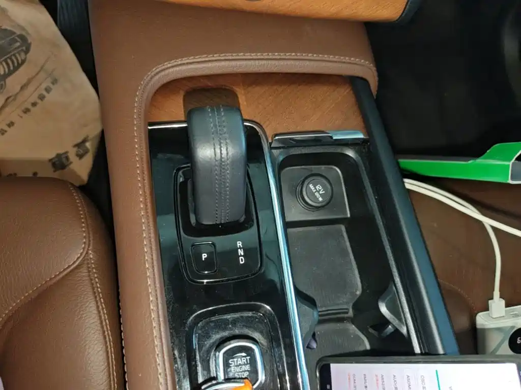Volvo XC90 — миниатюра 14