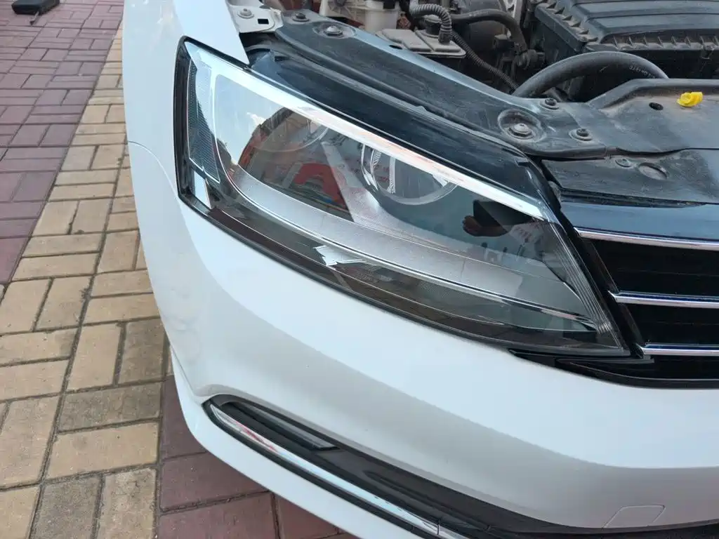 Volkswagen Sagitar — миниатюра 7