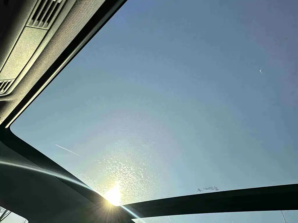 VOLKSWAGEN EXPLORING THE SHADOW