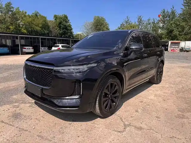 Li Auto ONE