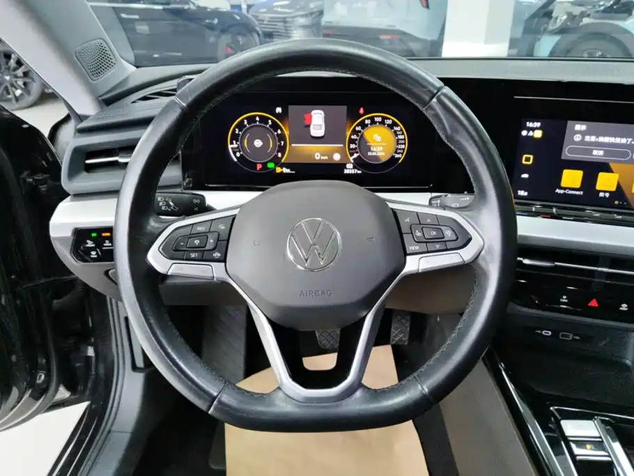 Volkswagen Lamando — миниатюра 15