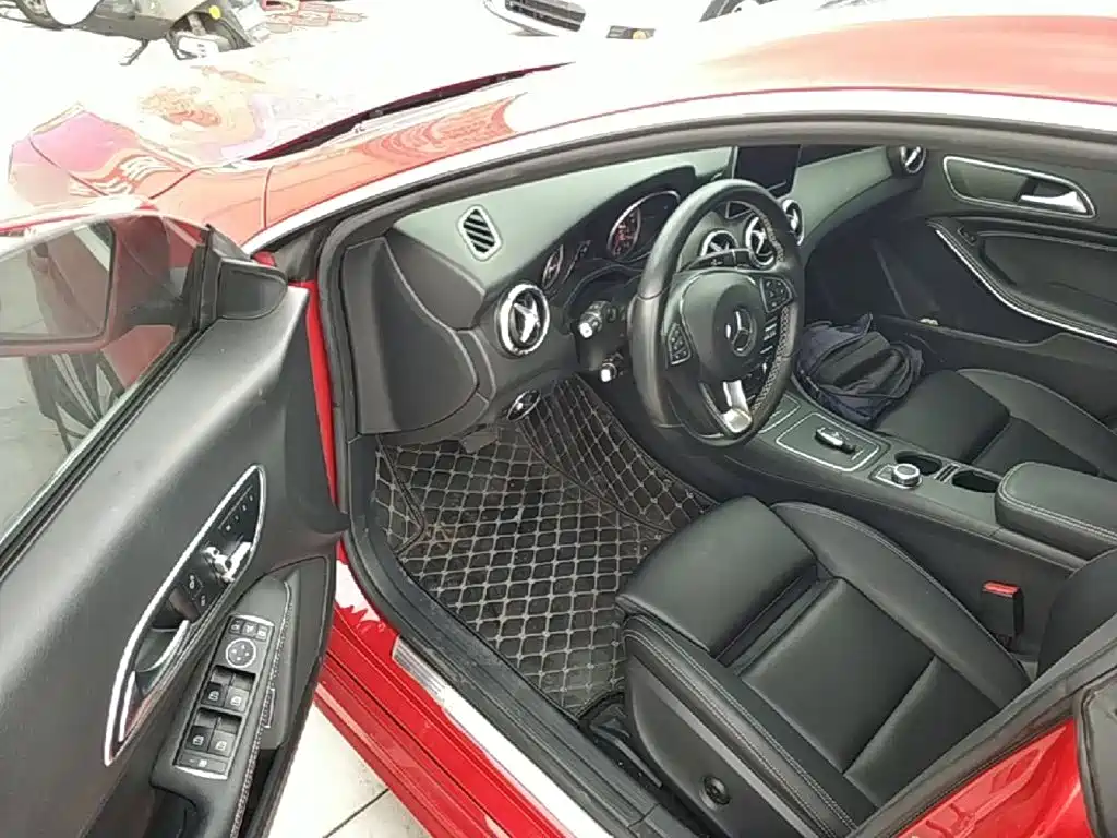 Mercedes-Benz CLA (Import) — миниатюра 16