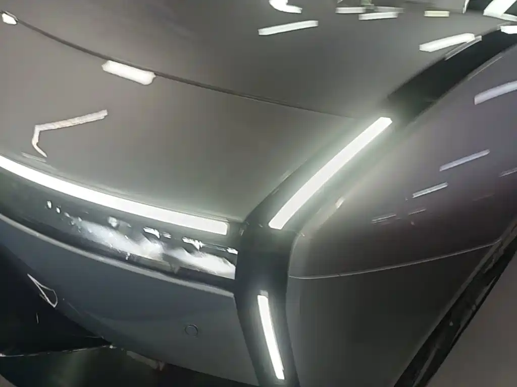 XPeng P7 — миниатюра 24