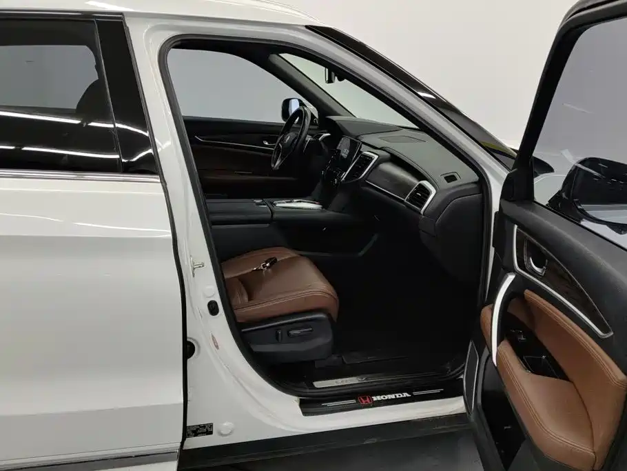 Honda UR-V — миниатюра 8