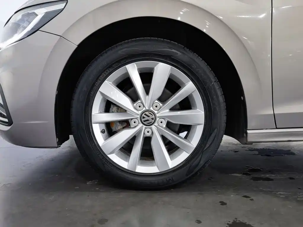 Volkswagen Bora — миниатюра 17