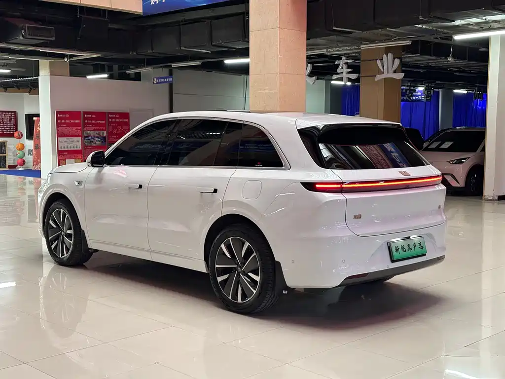 Li Auto L6 2025 Pro