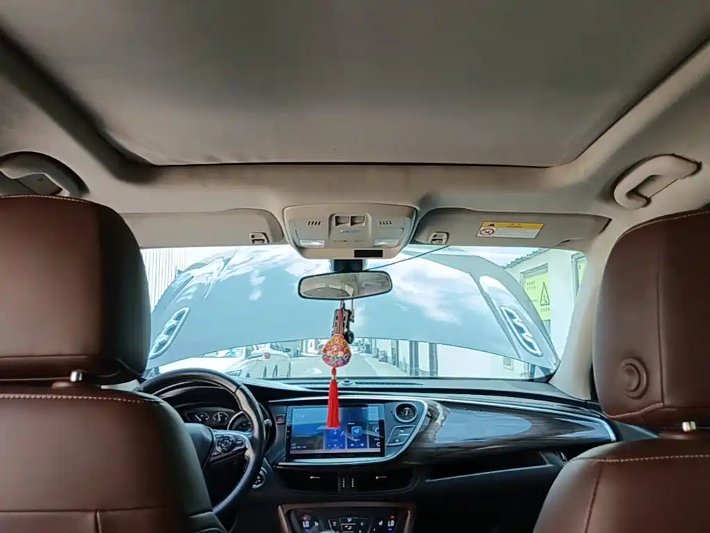 Buick Envision Plus — миниатюра 18