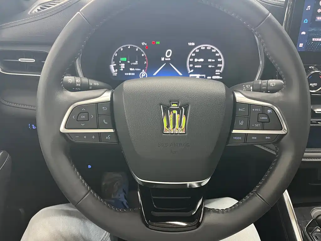 Toyota Crown Kluger — миниатюра 8
