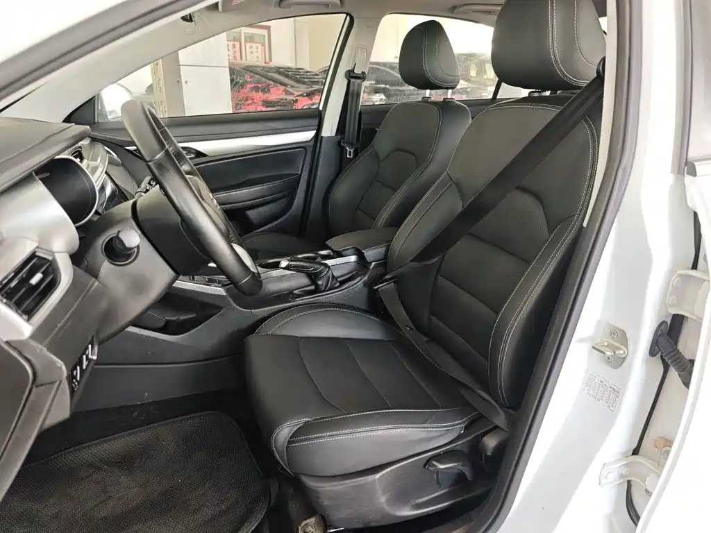 Geely Emgrand — миниатюра 15