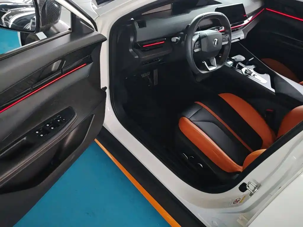 Changan UNI-V — миниатюра 16