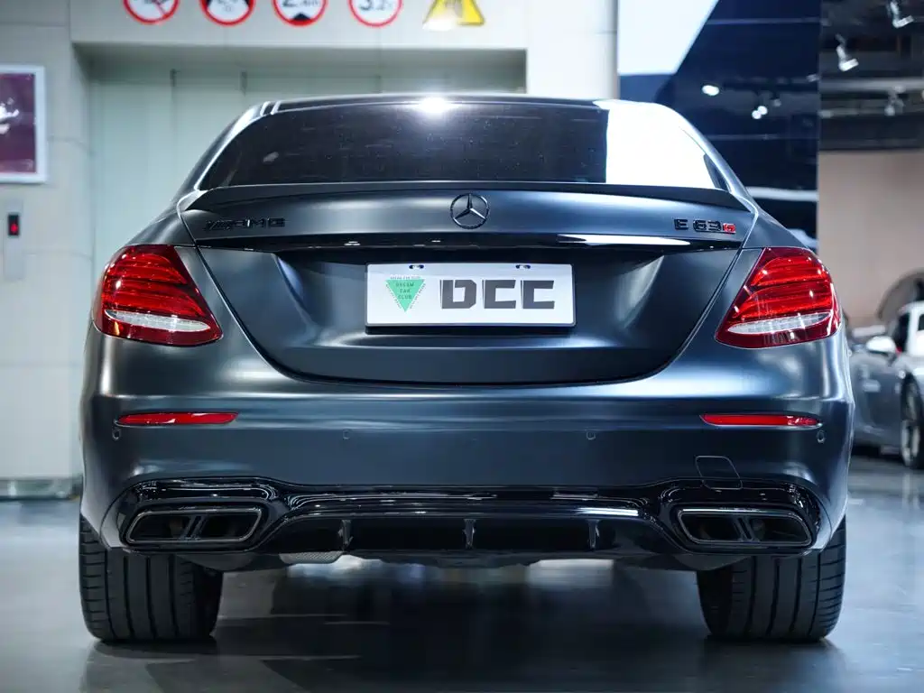 Mercedes-Benz E-Class AMG — миниатюра 8