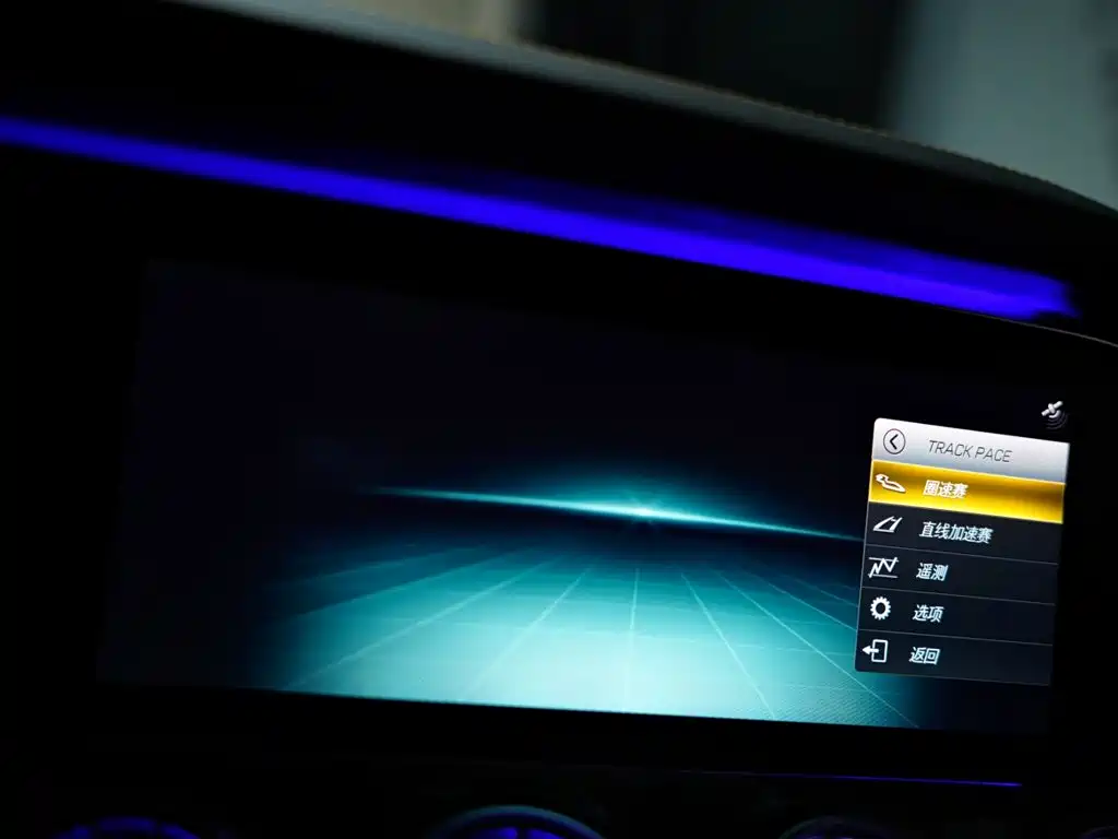 Mercedes-Benz E-Class AMG — миниатюра 43