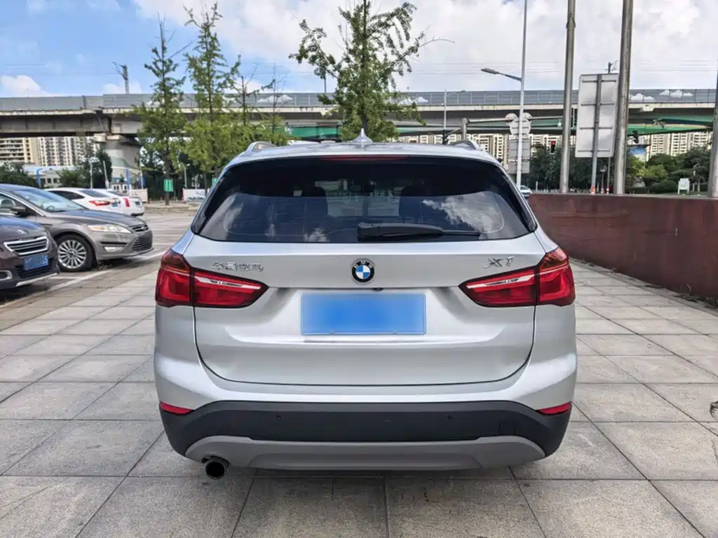 BMW X1 — миниатюра 8