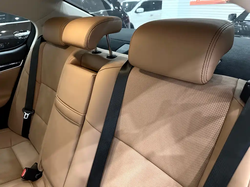 Lexus GS — миниатюра 17
