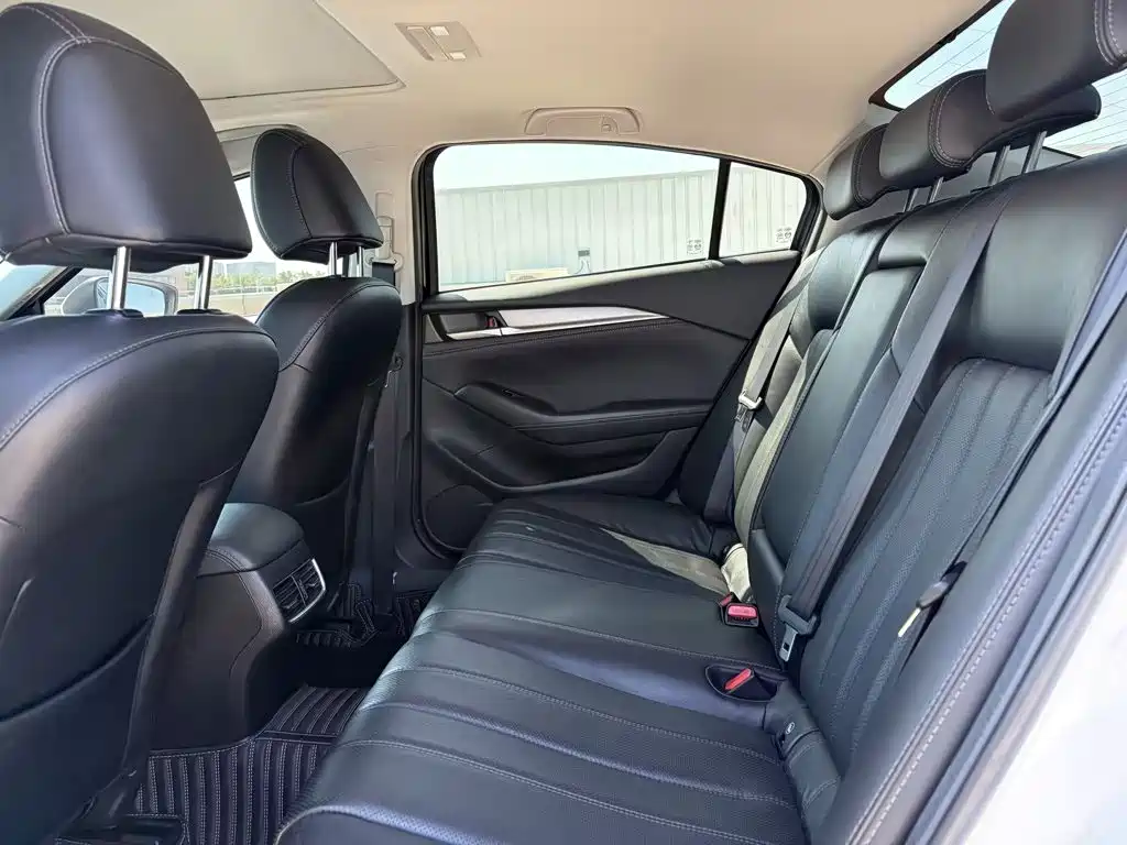 Mazda Atenza — миниатюра 13