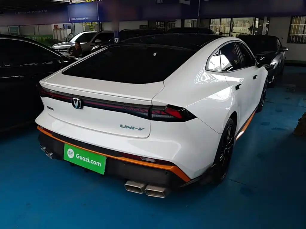 Changan UNI-V — миниатюра 7