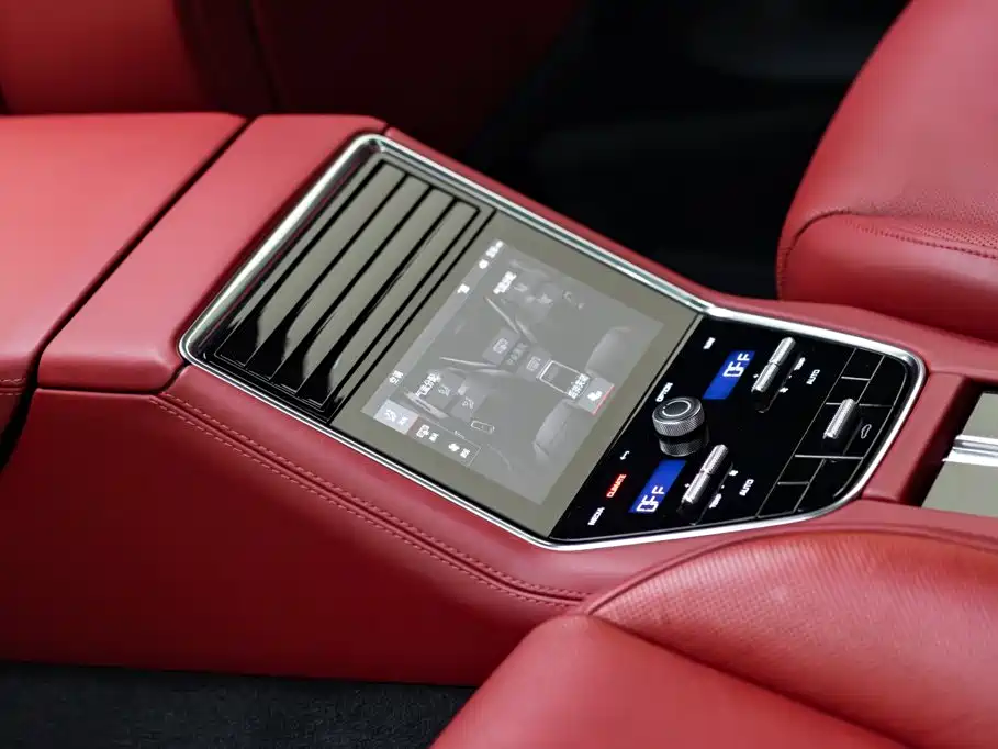 Porsche Panamera — миниатюра 13
