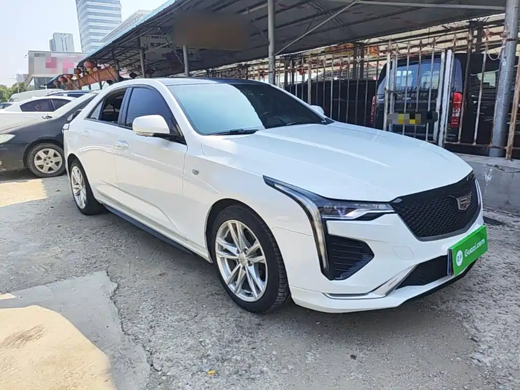 Cadillac CT4 — миниатюра 4