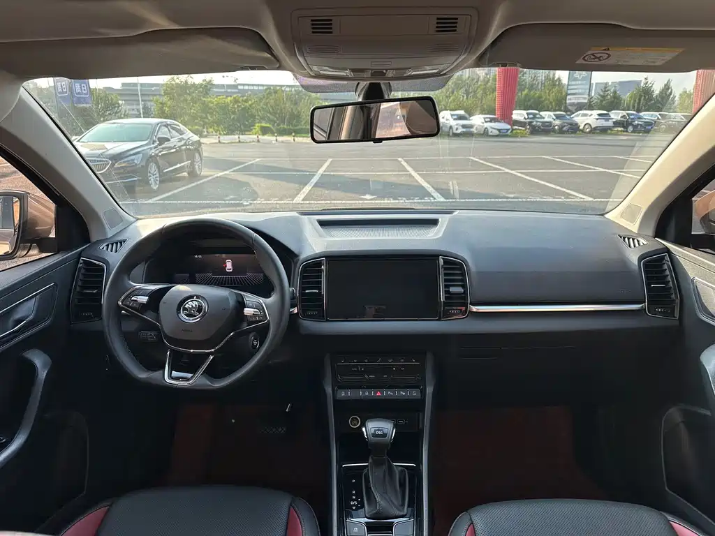 Skoda Karoq — миниатюра 6