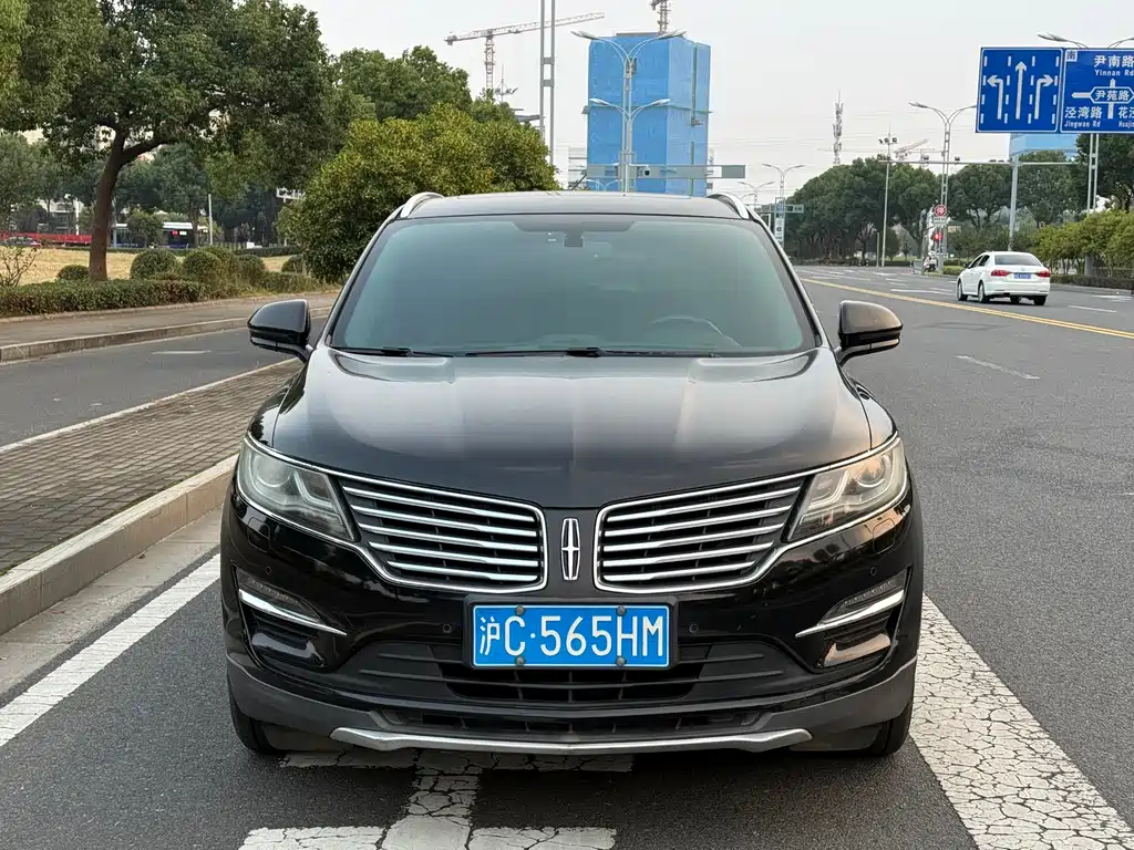 Lincoln MKC — миниатюра 2