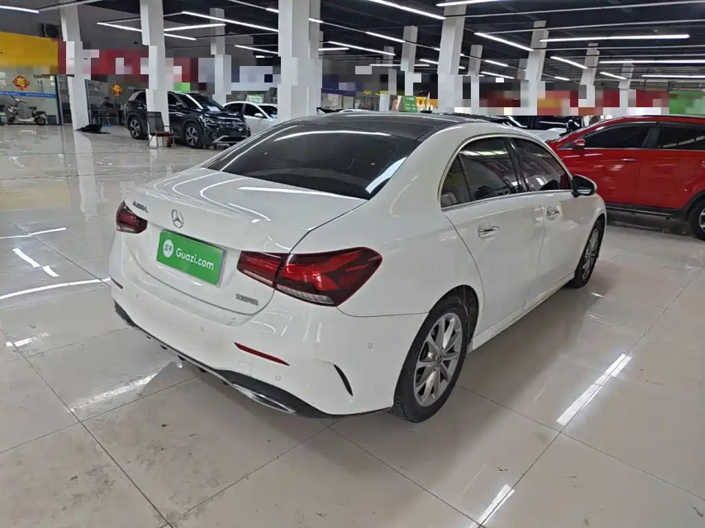 Mercedes-Benz A-Class — миниатюра 7
