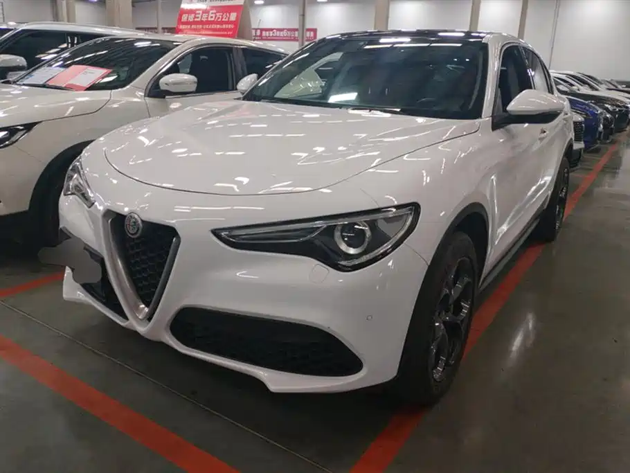 Alfa Romeo Stelvio 2019