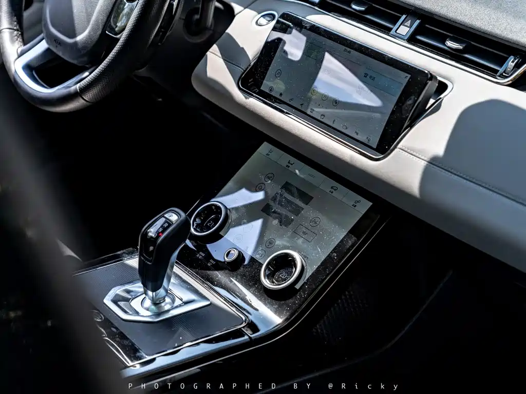 Land Rover Evoque — миниатюра 6
