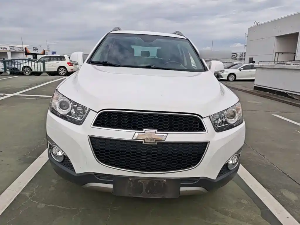 Chevrolet Captiva — миниатюра 3