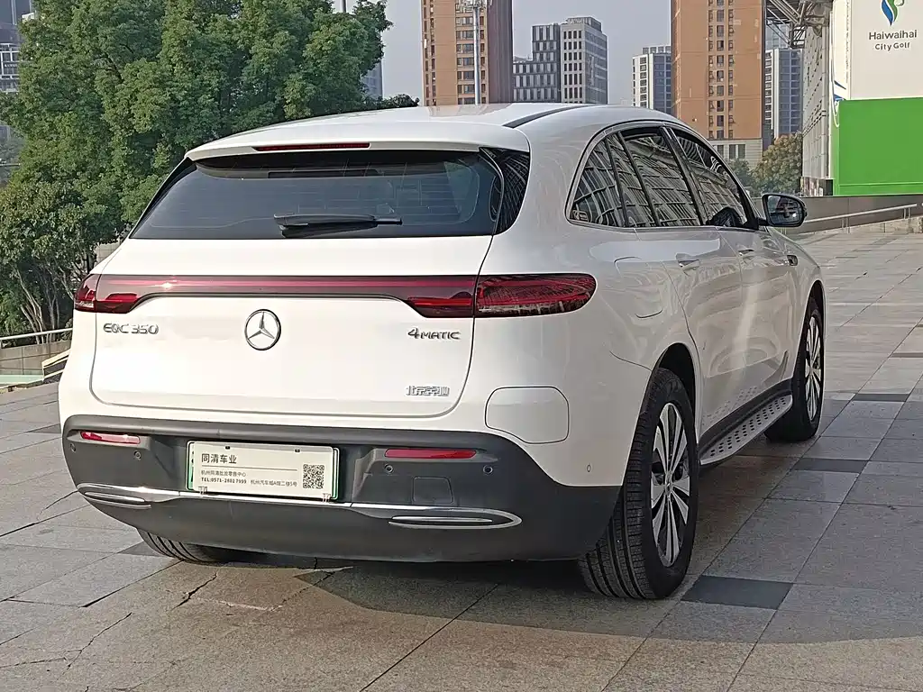 Mercedes-Benz EQC — миниатюра 8