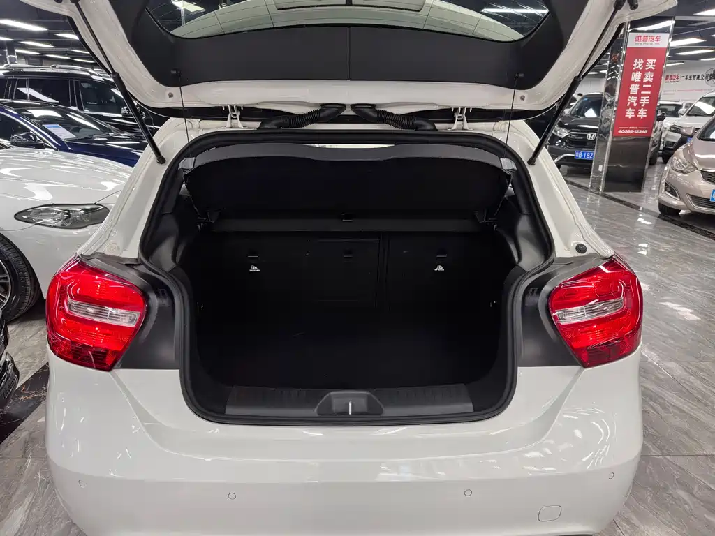 Mercedes-Benz A-Class (Import) — миниатюра 17