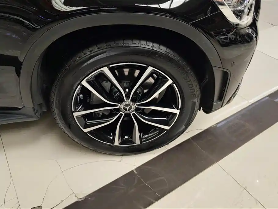 Mercedes-Benz GLC 2021 GLC 260 L 4MATIC Luxury