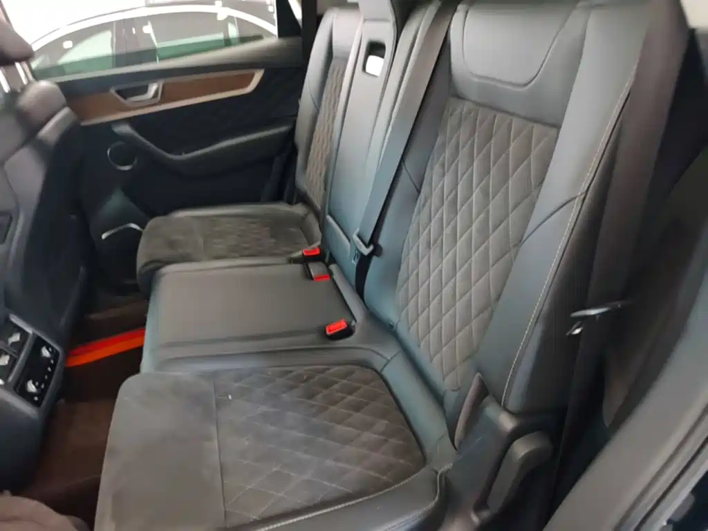 Hongqi Hongqi HS7 — миниатюра 17