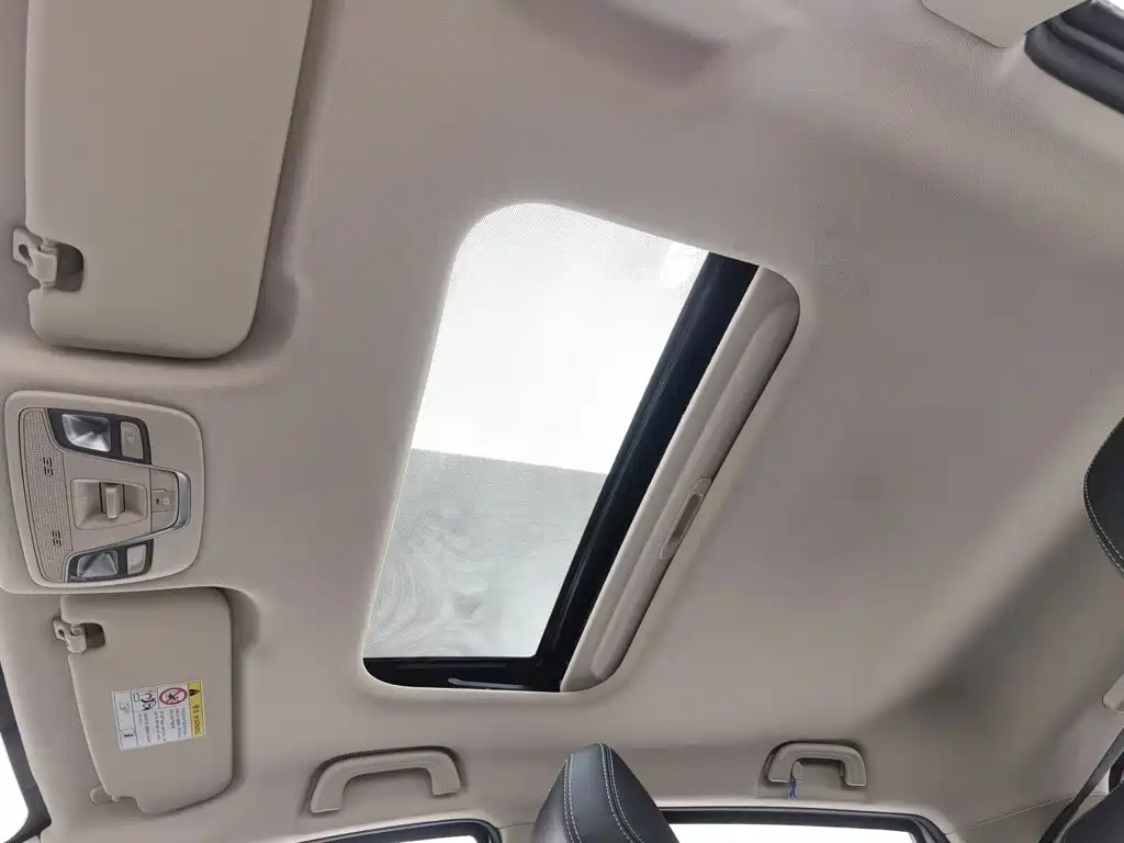 Geely Vision X3 — миниатюра 14