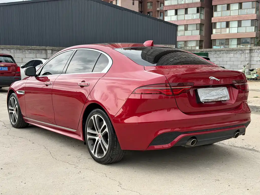 Jaguar XEL — миниатюра 3