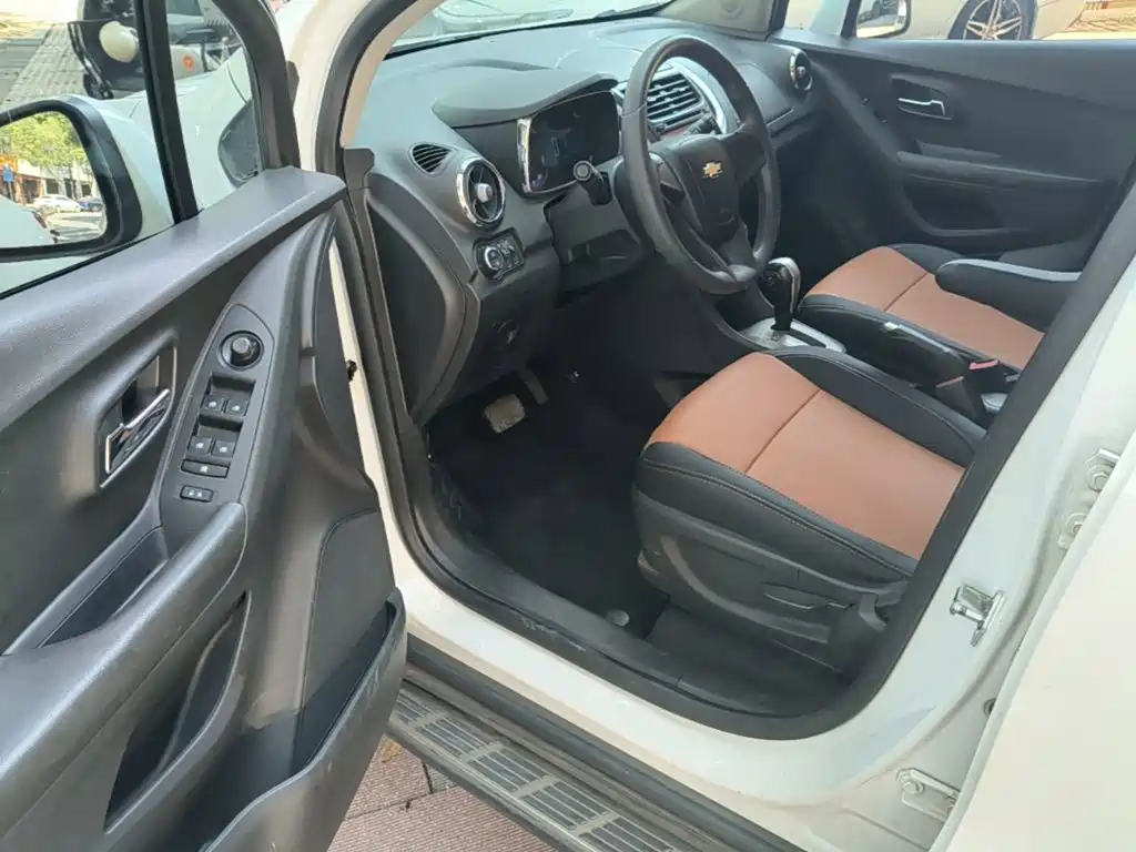 Chevrolet Trax — миниатюра 16