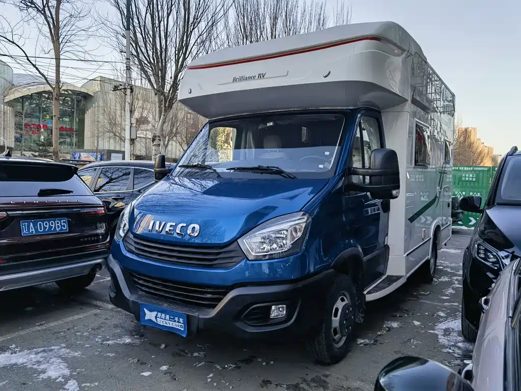 Iveco  2021