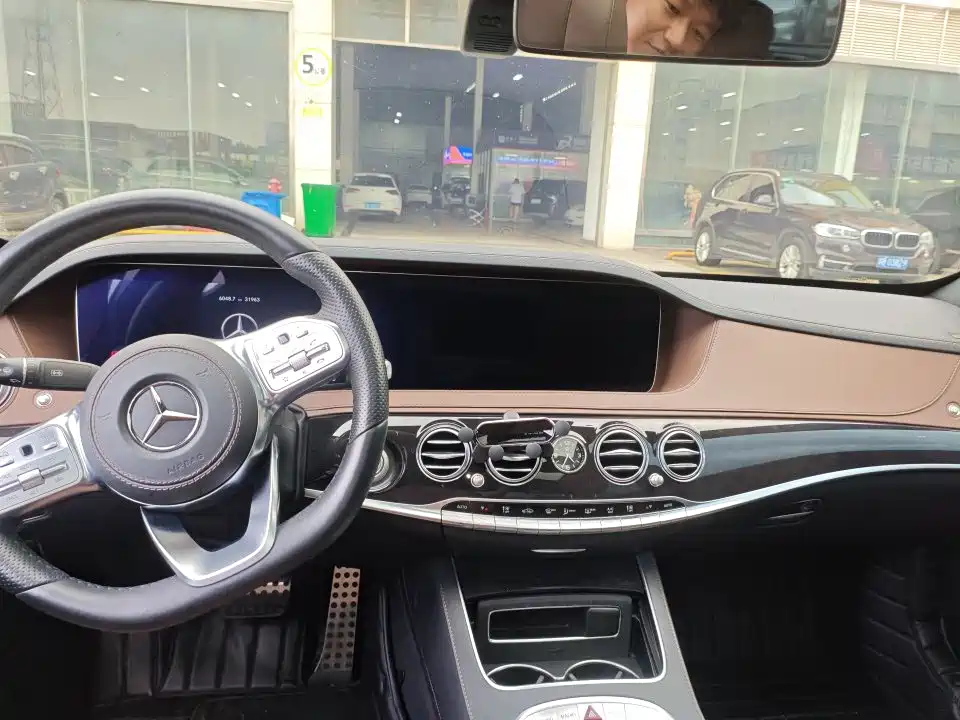 Mercedes-Benz S-Class — миниатюра 5