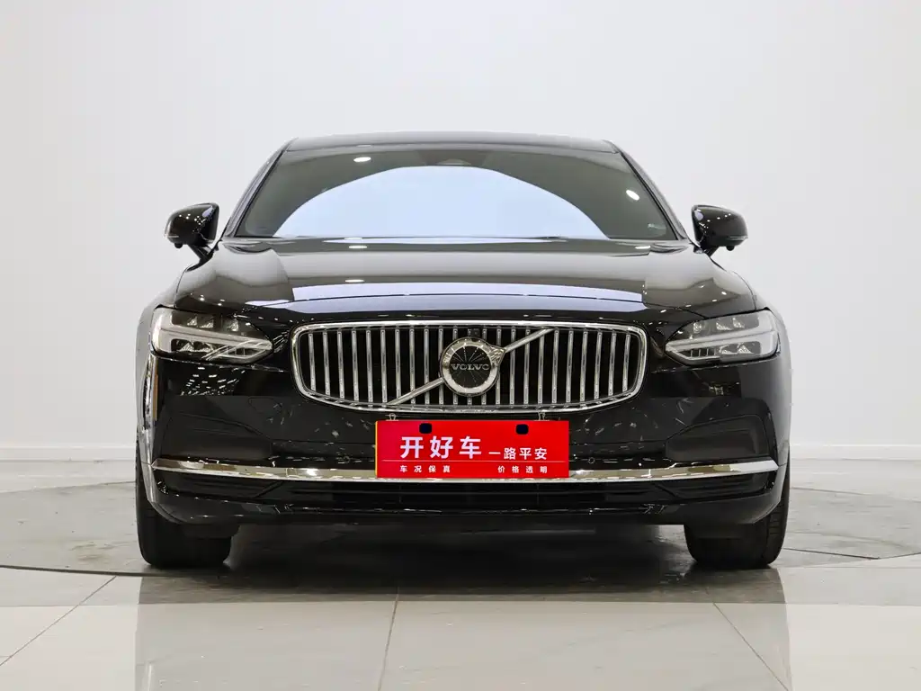 Volvo S90 2024 B5 Luxury