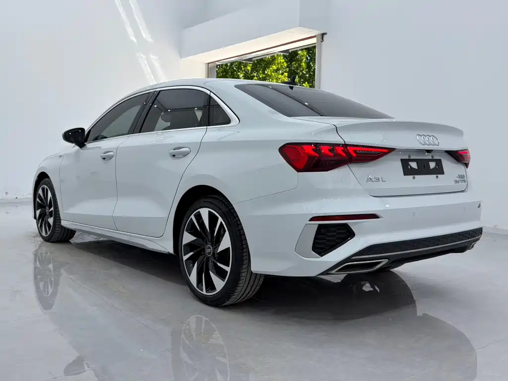 Audi A3 — миниатюра 4