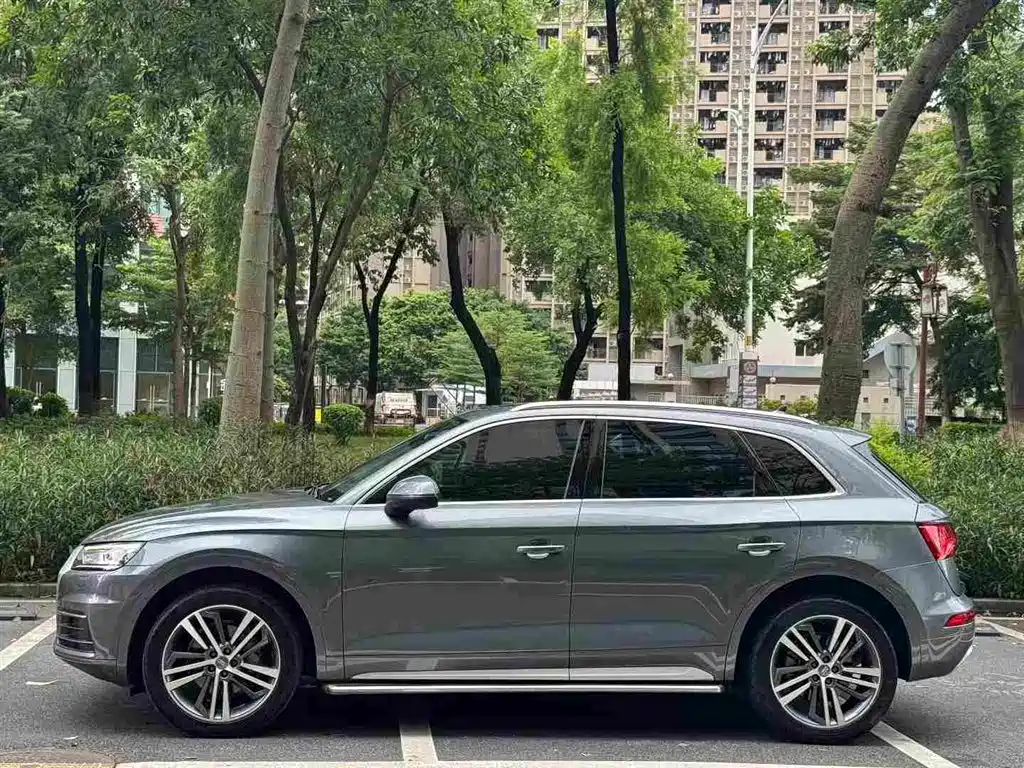 Audi Q5L — миниатюра 3
