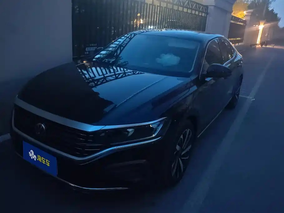 Volkswagen Passat 2024