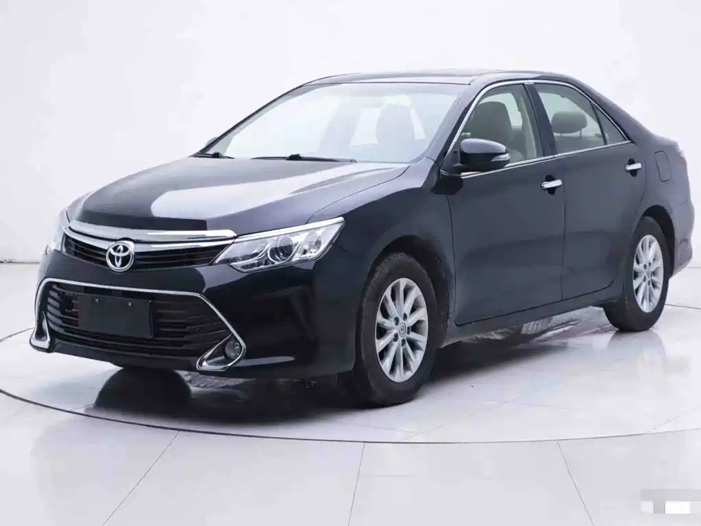 Toyota Camry 2015