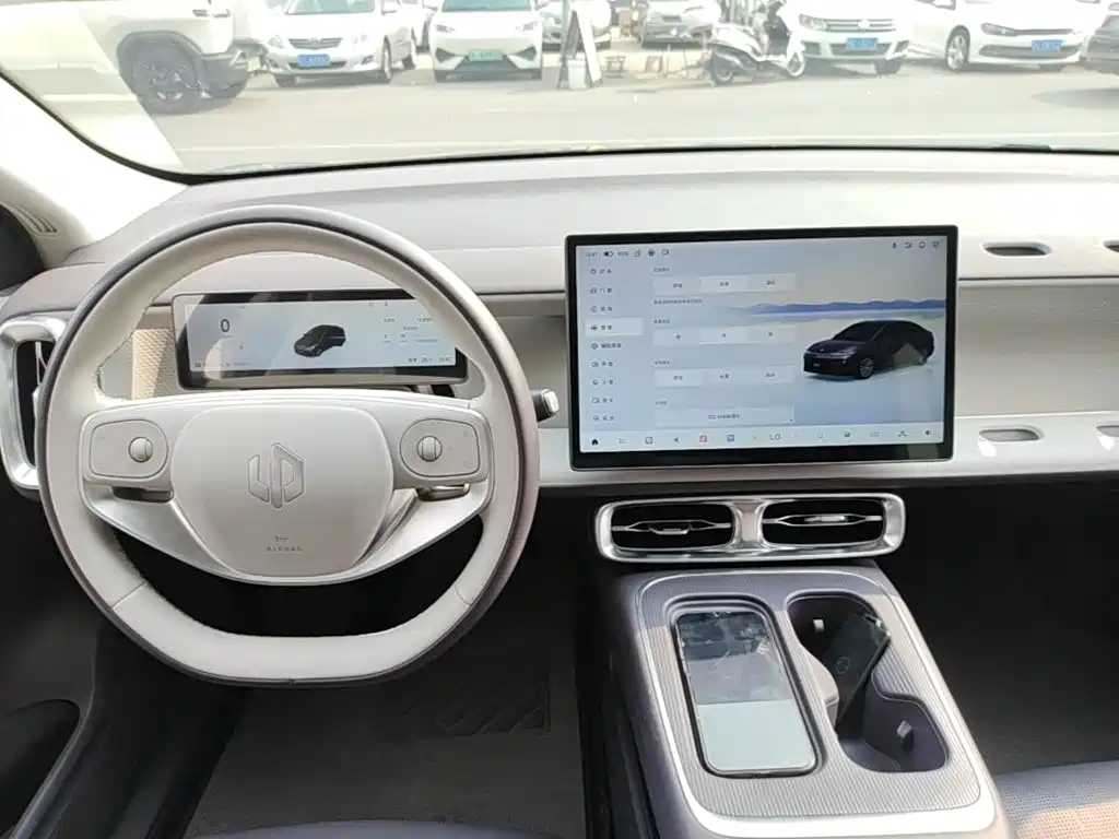 Leapmotor Leapmotor B01 — миниатюра 14