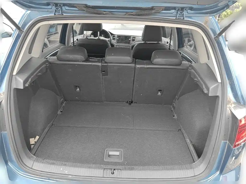 Volkswagen Golf Sportsvan — миниатюра 24