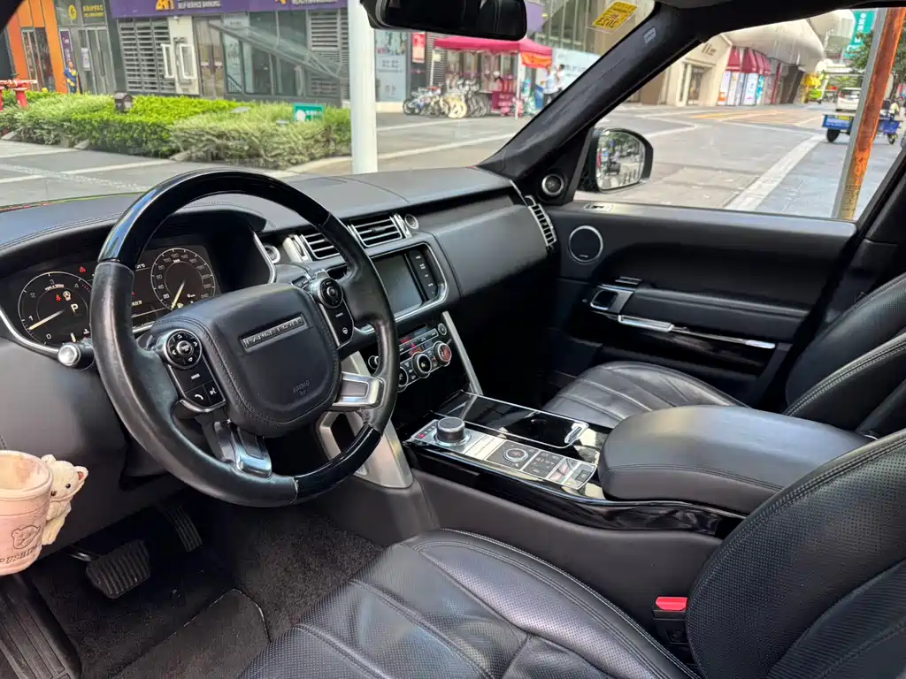 Land Rover Range Rover 2015 3.0 TDV6 Vogue