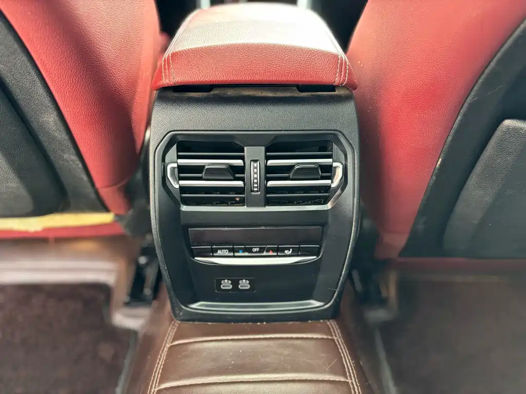 BMW 3 Series — миниатюра 13